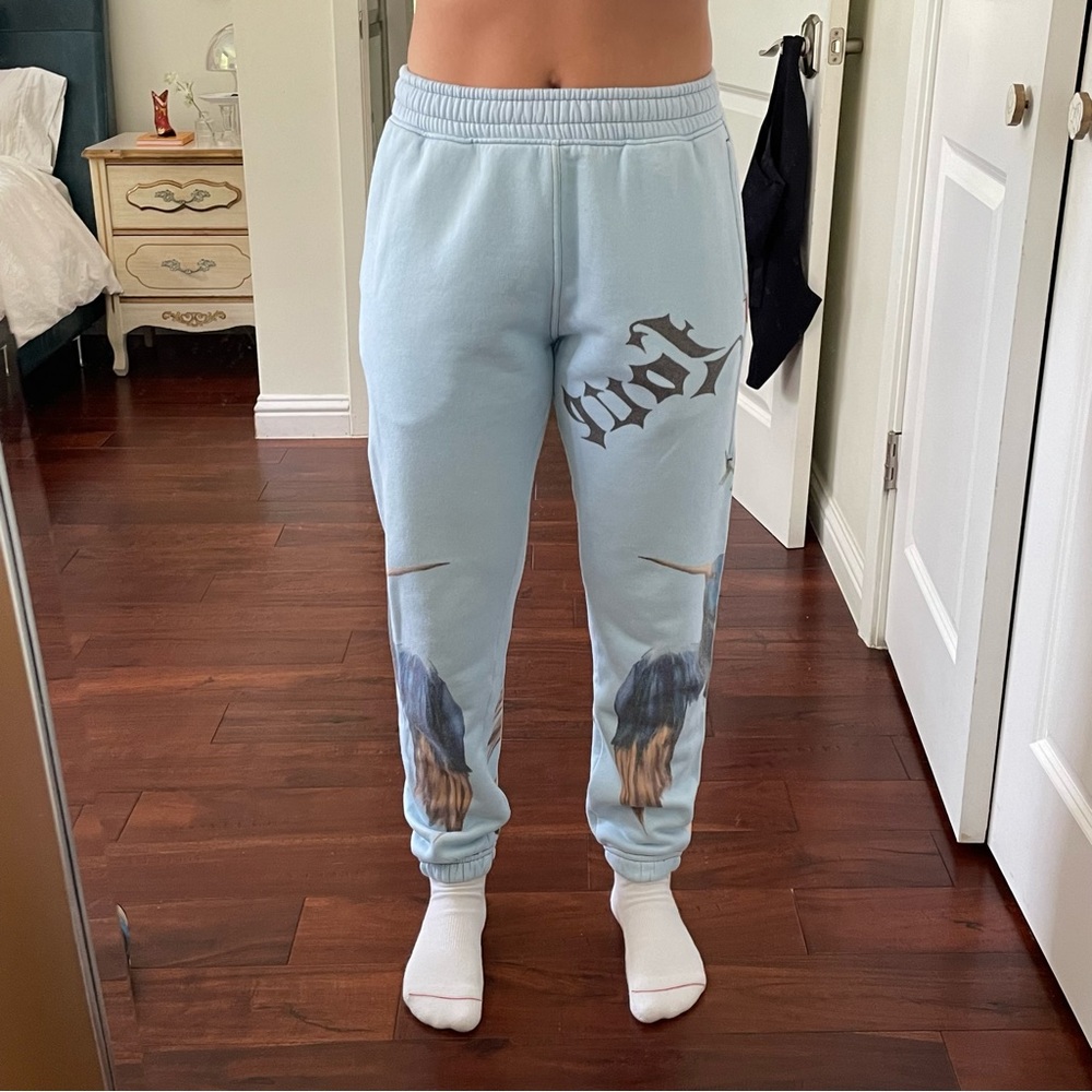 juliet johnstone sweatpants